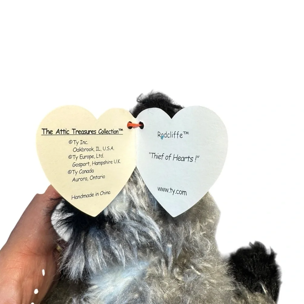 Vintage 1993 Radcliffe The Raccoon Thief of Hearts TY Beanie Babies